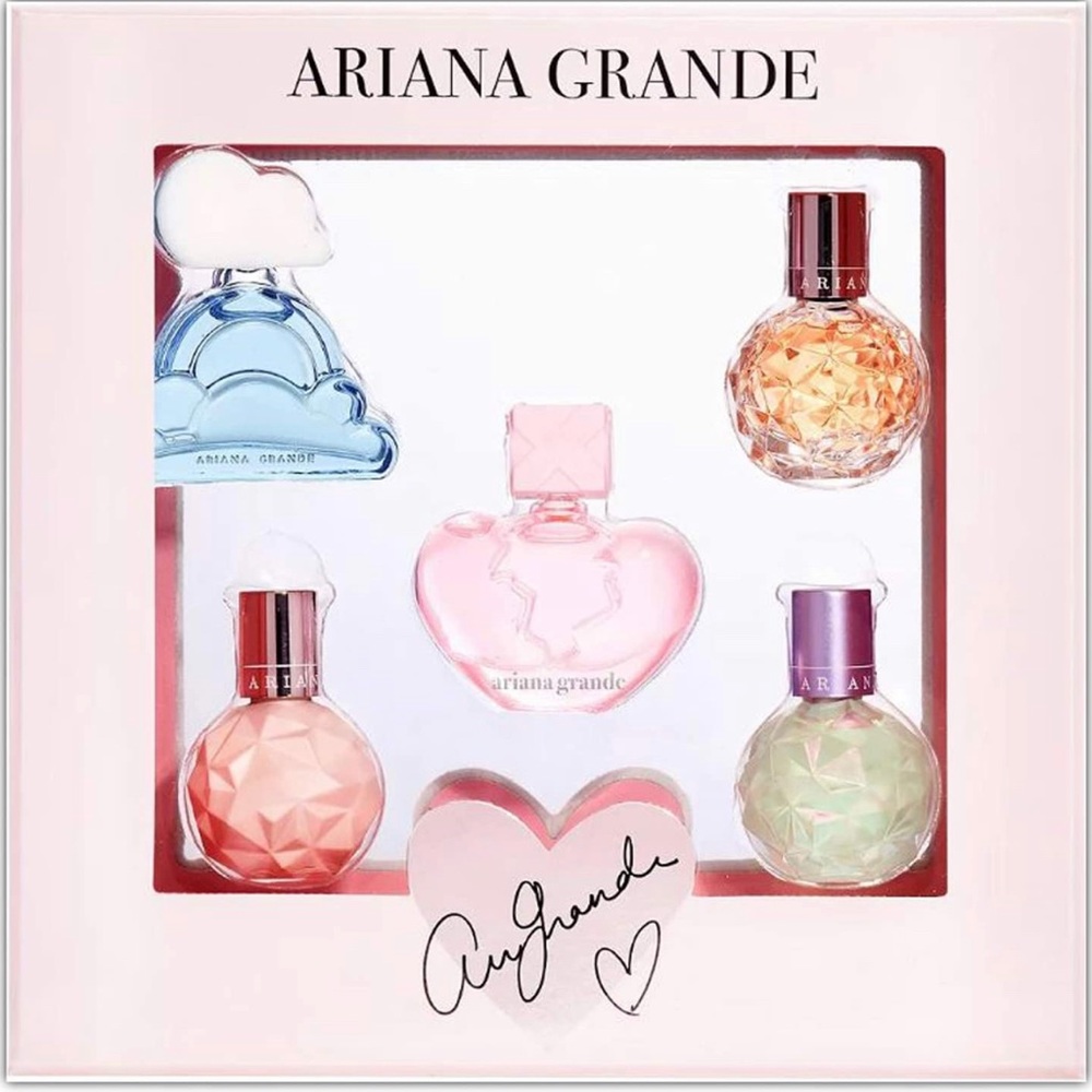 Ariana Grande 5 Piece Deluxe Mini Parfum Coffret Set